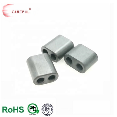 comprare EMI Materiale ferrite morbido tipi due fori ferrite balun nuclei di ferrite con RoH approvato fabbricazione online